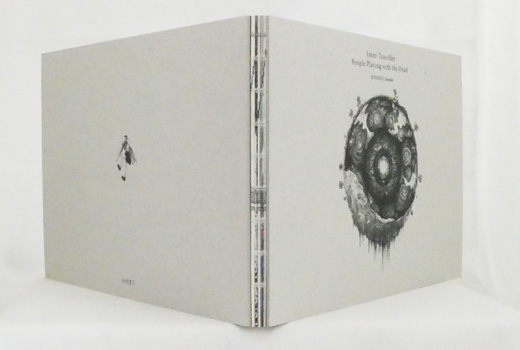 Inter-Traveller : People Playing With The Dead